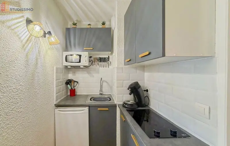 Studio meublé 20m² Nice 06200 - Meublé, DPE C - Photo 1