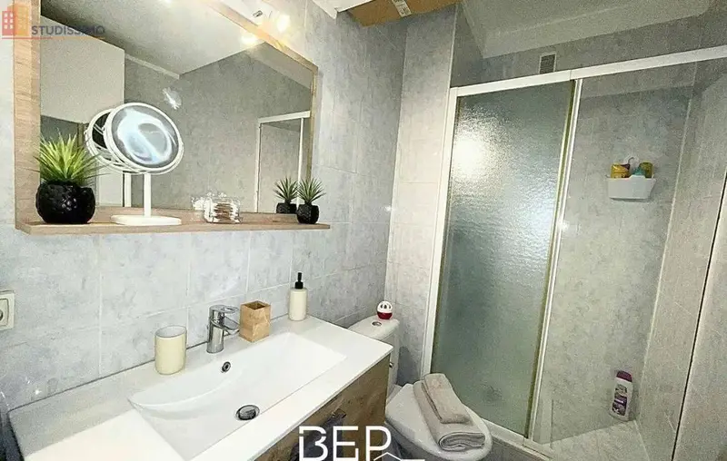 Studio 30m² Cannes 06400 - Meublé, DPE C - Photo 1