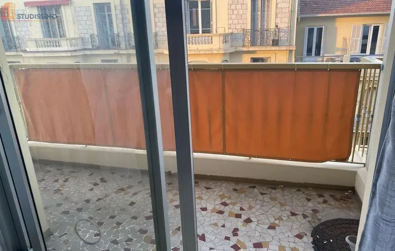 Studio 35m² Nice centre - Meublé, 5e étage - Photo 1