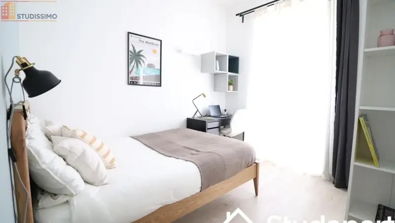 Studio meublé 10m² Nice 06300 - Lumineux, en étage élevé - Photo 1