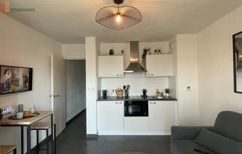Studio 23m² Nice 06300 - Meublé, étage élevé - Photo 2