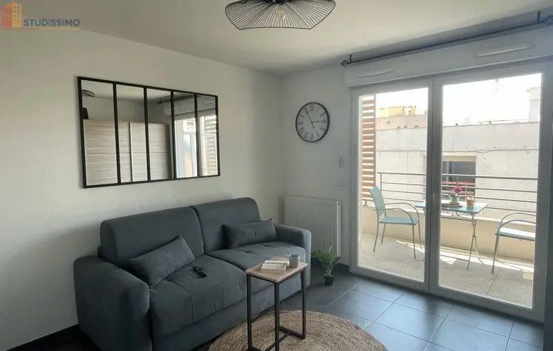 Studio 23m² Nice 06300 - Meublé, étage élevé - Photo 1