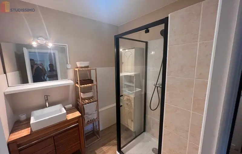 Studio 31m² Saint-Laurent-du-Var - Meublé, parking - Photo 2