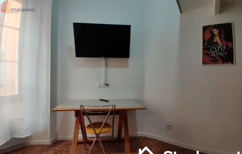 Studio meublé 20m² Grasse - Meublé, 1er étage - Photo 1