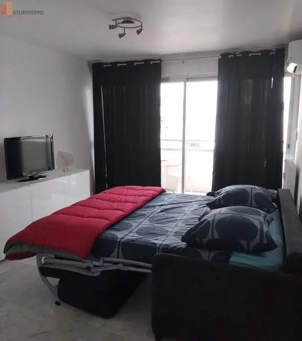 Studio meublé 34m² Nice centre - Lumineux, calme - Photo 4