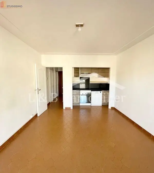Studio 28m² Nice 06000 - Photo 5