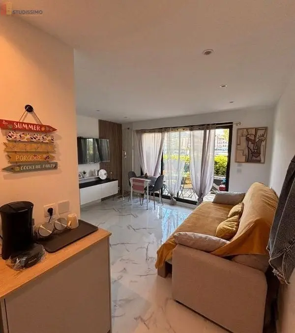 Studio meublé 20m² Mandelieu-la-Napoule - Piscine, lumineux - Photo 2