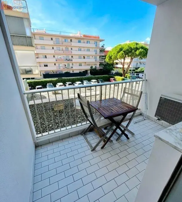 Studio meublé 27m² Saint-Laurent-du-Var - Vue mer, meublé - Photo 1