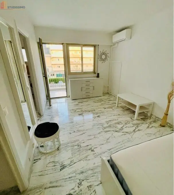 Studio meublé 27m² Saint-Laurent-du-Var - Vue mer, meublé - Photo 2