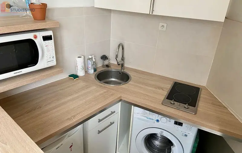Studio meublé 24m² Nice 06100 - Étage élevé, lumineux - Photo 2