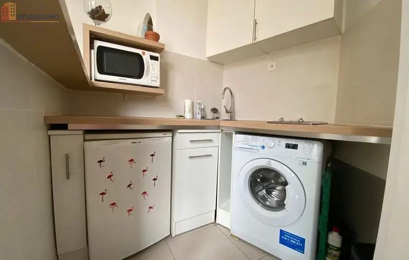 Studio meublé 24m² Nice 06100 - Étage élevé, lumineux - Photo 1