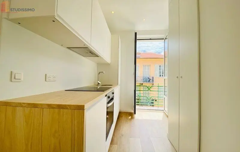 Studio 25m² Nice port - Lumineux, proche port - Photo 1