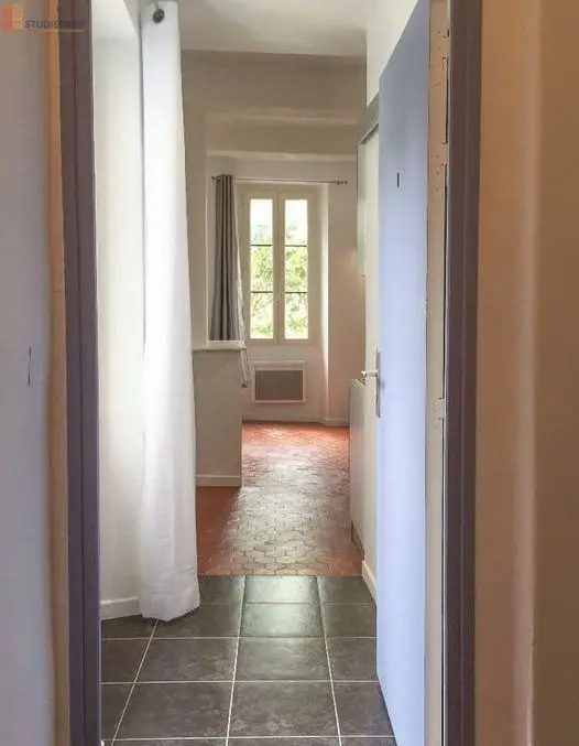 Studio meublé 25m² Puget-Théniers - Balconnet, centre-ville - Photo 2