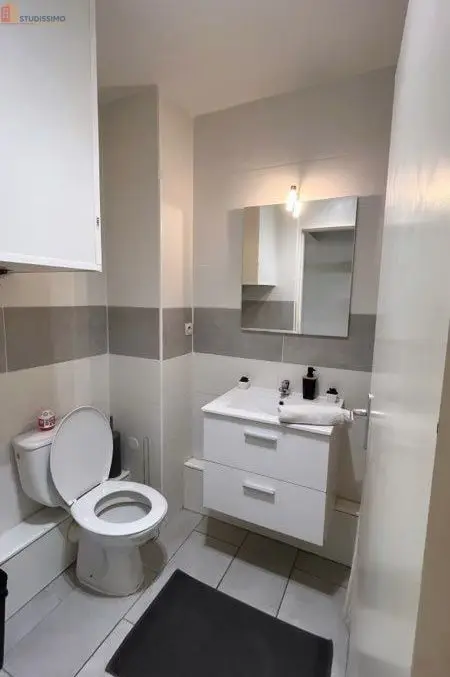 Studio meublé 18m² Nice 06300 - Meublé, étage élevé - Photo 2