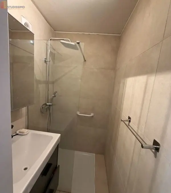 Studio meublé 38m² Cannes 06400 - Vue mer - Photo 2