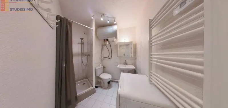 Studio meublé 19m² Nice centre - Balcon, ascenseur - Photo 2