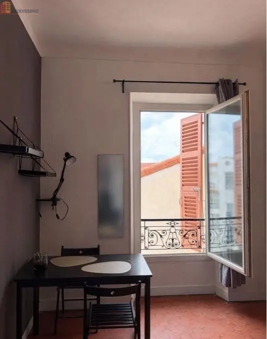 Studio meublé 18m² Nice centre - Meublé, idéal étudiant - Photo 2