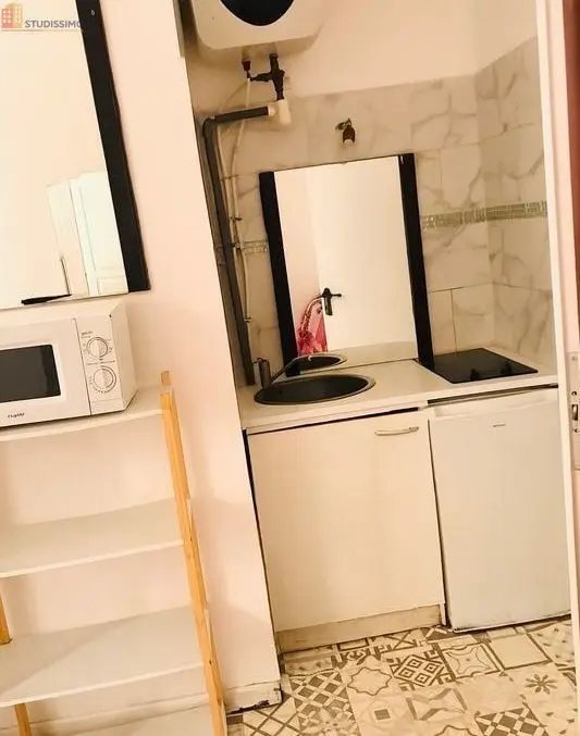 Studio meublé 15m² Cannes 06400 - Disponible, meublé - Photo 2