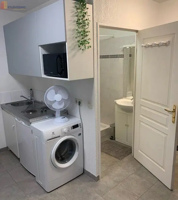 Studio meublé 16m² Nice 06200 - Joli, lumineux - Photo 2