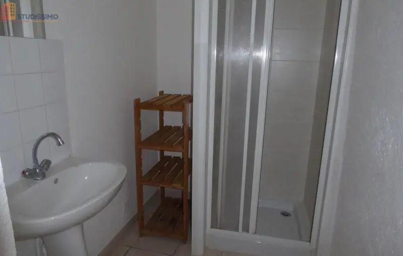 Studio 29m² Aubenas - 2e étage, DPE C - Photo 1