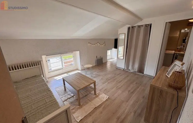 Studio 24m² Aubenas - Meublé, dernier étage - Photo 2