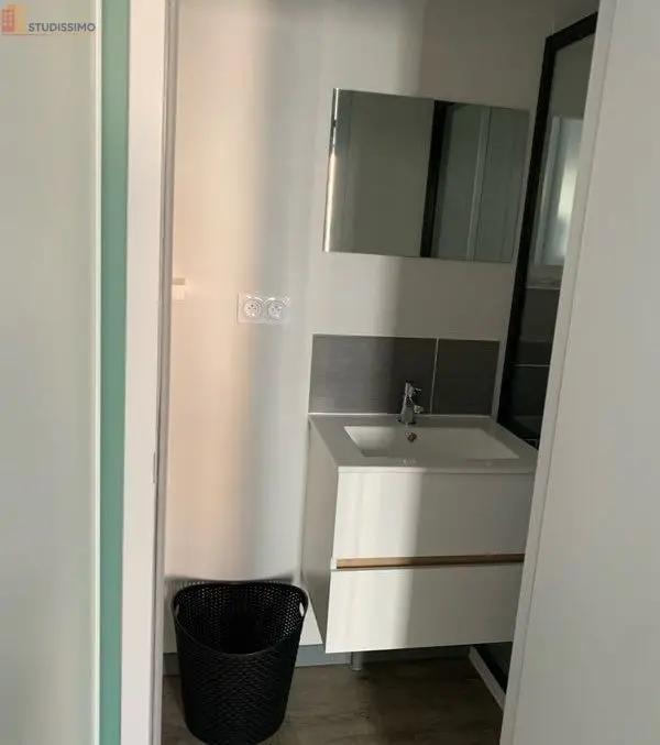 Studio meublé 19m² Privas - Centre-ville, lumineux - Photo 1