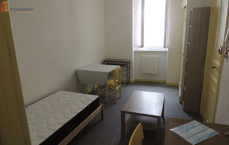 Studio meublé 25m² Privas - Meublé, dernier étage - Photo 2