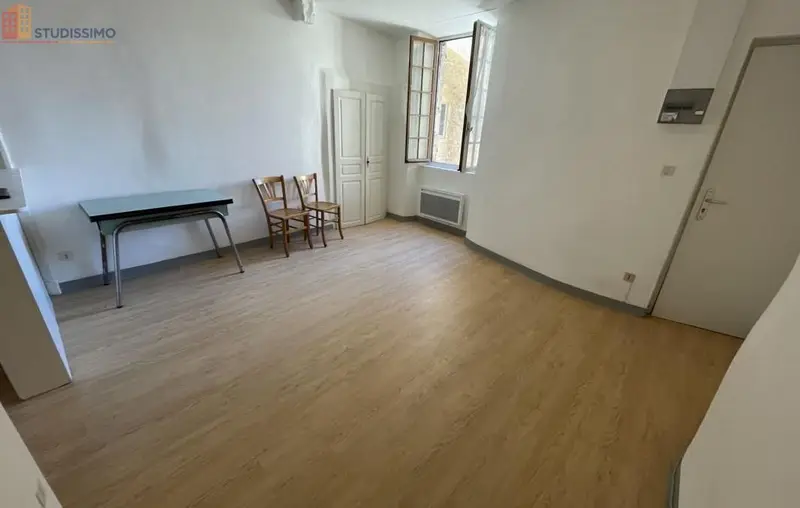 Studio 23m² Aubenas - - Photo 3