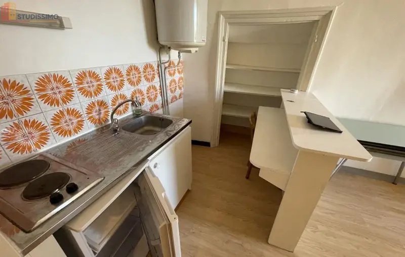 Studio 23m² Aubenas - - Photo 2