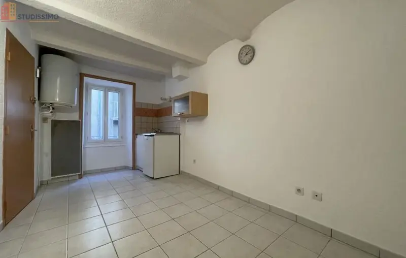 Studio 14m² Aubenas - 2e étage, DPE F - Photo 3