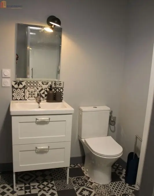 Studio meublé 32m² Annonay - Lumineux, 2e étage - Photo 3