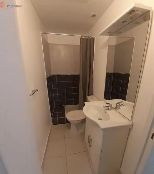 Studio meublé 20m² Aubenas - Lumineux, 2e étage - Photo 2