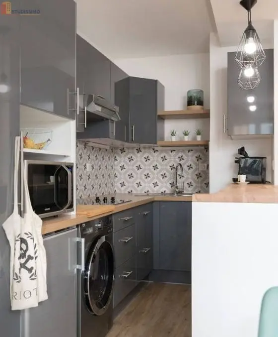 Studio meublé 17m² Aubenas centre - Meublé, 3e étage - Photo 1
