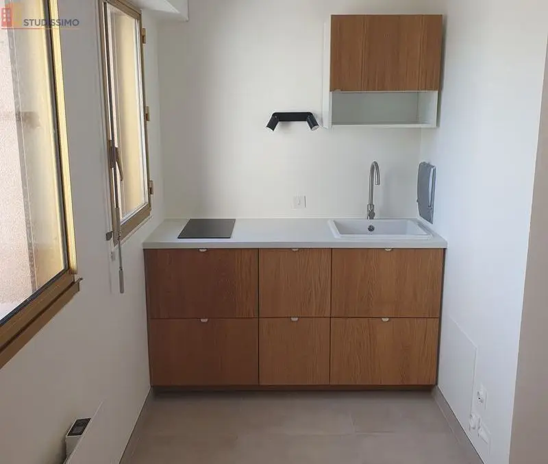Studio meublé 16m² Charleville-Mézières - Meublé, dernier étage - Photo 8