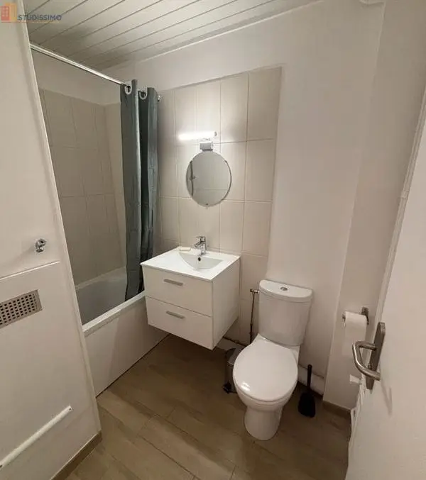 Studio meublé 18m² Charleville-Mézières - Meublé, 2e étage - Photo 1