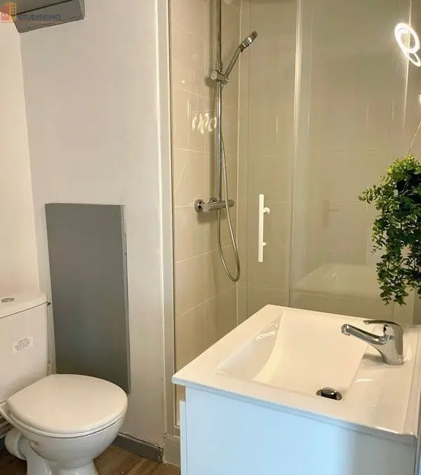 Studio 18m² Charleville-Mézières - Meublé, 4e étage - Photo 2