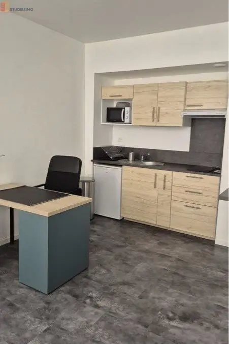 Studio meublé 35m² Foix centre - Lumineux - Photo 1