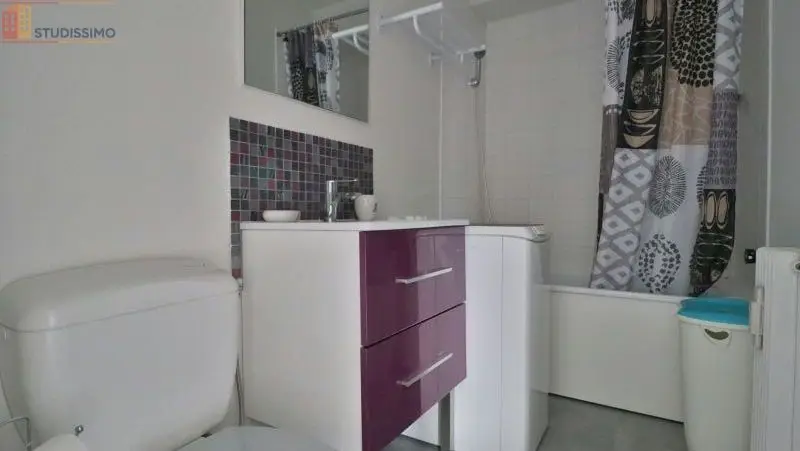 Studio meublé 25m² Saint-Julien-les-Villas - Meublé - Photo 1