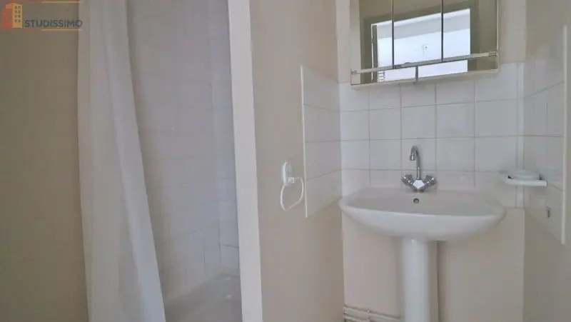 Studio meublé 19m² Troyes - Meublé, DPE D - Photo 2