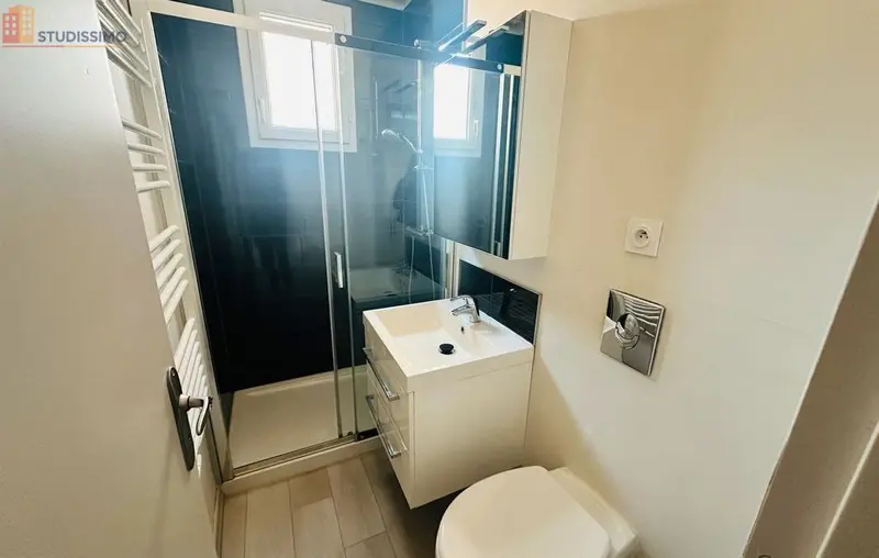 Studio meublé 22m² Troyes centre - Partiellement meublé, chauffage compris - Photo 1