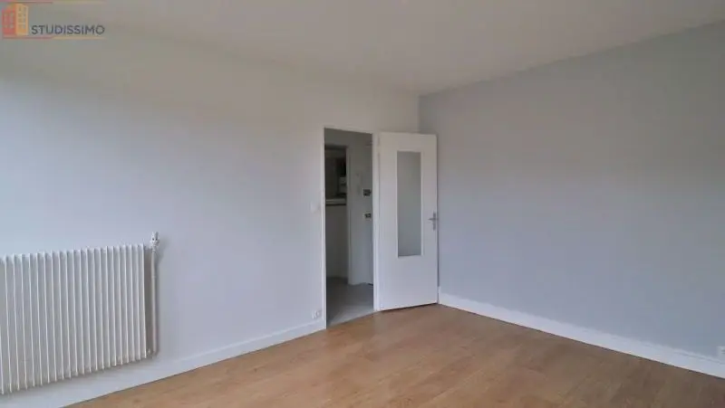 Studio 26m² Saint-André-les-Vergers - (aucune caractéristique) - Photo 9