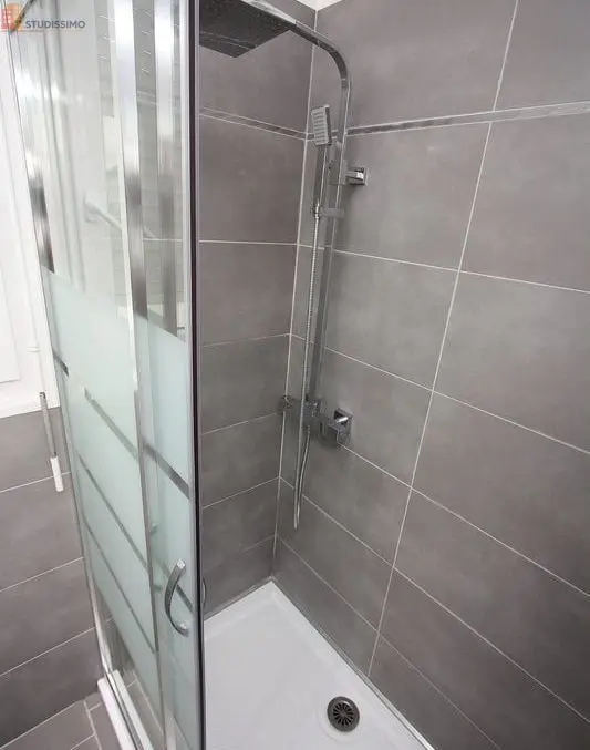 Studio meublé 16m² La Chapelle-Saint-Luc - Meublé, DPE C - Photo 3