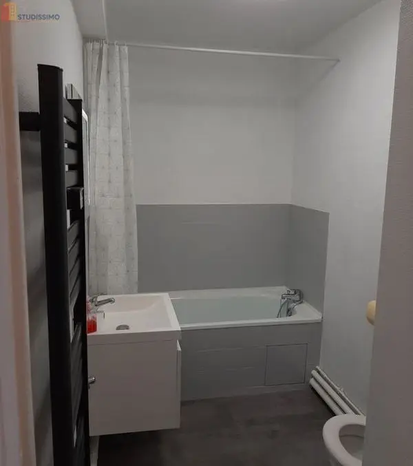 Studio meublé 30m² Troyes - Meublé, place de parking - Photo 1