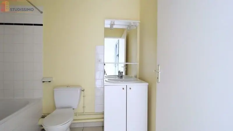 Studio 26m² Troyes - DPE D, 1er étage - Photo 2