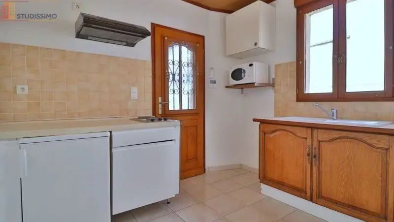 Studio meublé 22m² Troyes - Meublé, DPE C - Photo 3