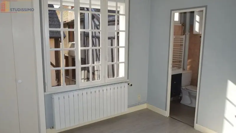 Studio 15m² Troyes centre - Étage 2, DPE E - Photo 2