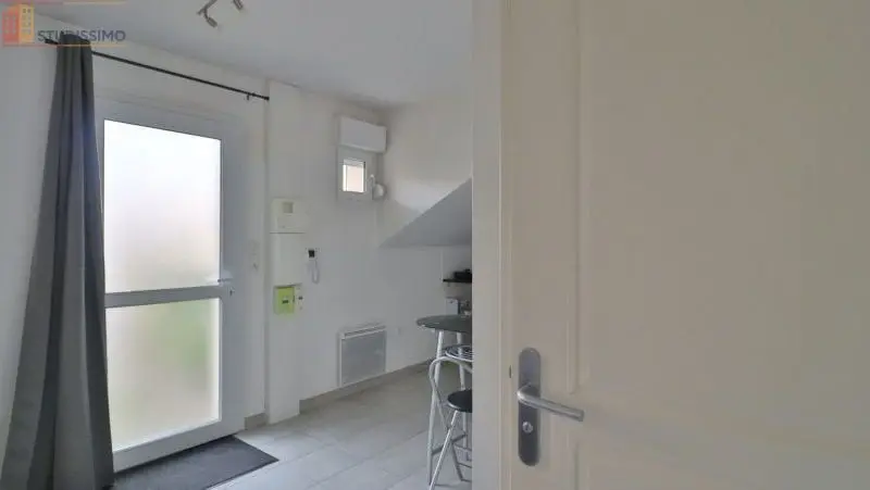 Studio meublé 20m² Saint-André-les-Vergers - Meublé - Photo 4