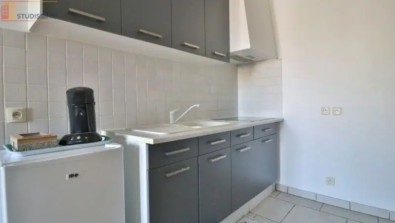 Studio meublé 26m² Troyes - Meublé, DPE D - Photo 5