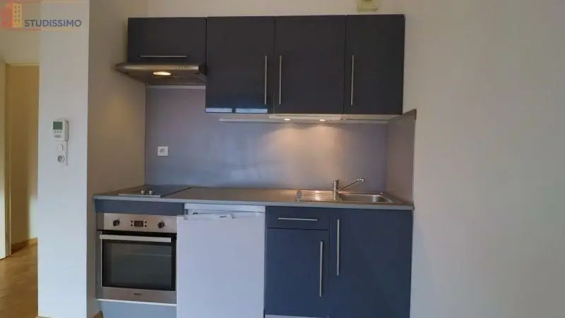 Studio 27m² Troyes - DPE C, 2e étage - Photo 1