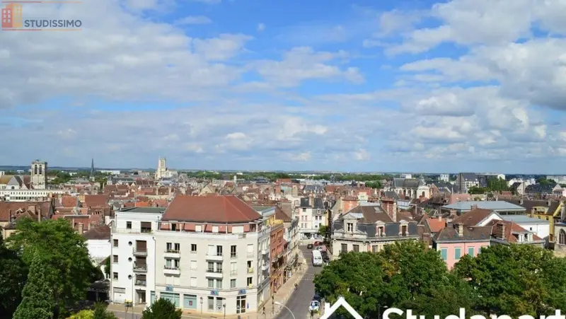 Studio 10m² Troyes - Meublé, dernier étage - Photo 1